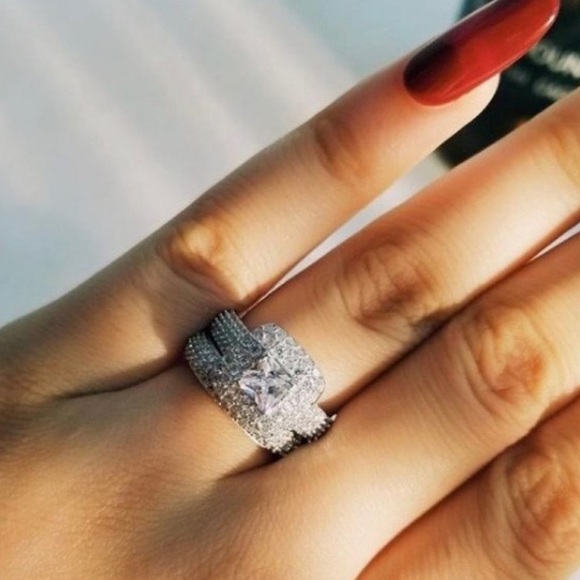 NEW 925 Sterling Silver Princess Halo Ring Set - Picture 5 of 7